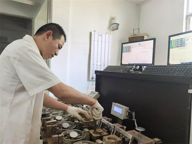 公司同002A：土工試驗甲級，可以承擔甲級及以下工程勘察資格所能承擔工程勘察項目的土工試驗任務； 聯(lián)系人：任玲，電話：18653883892(圖2)