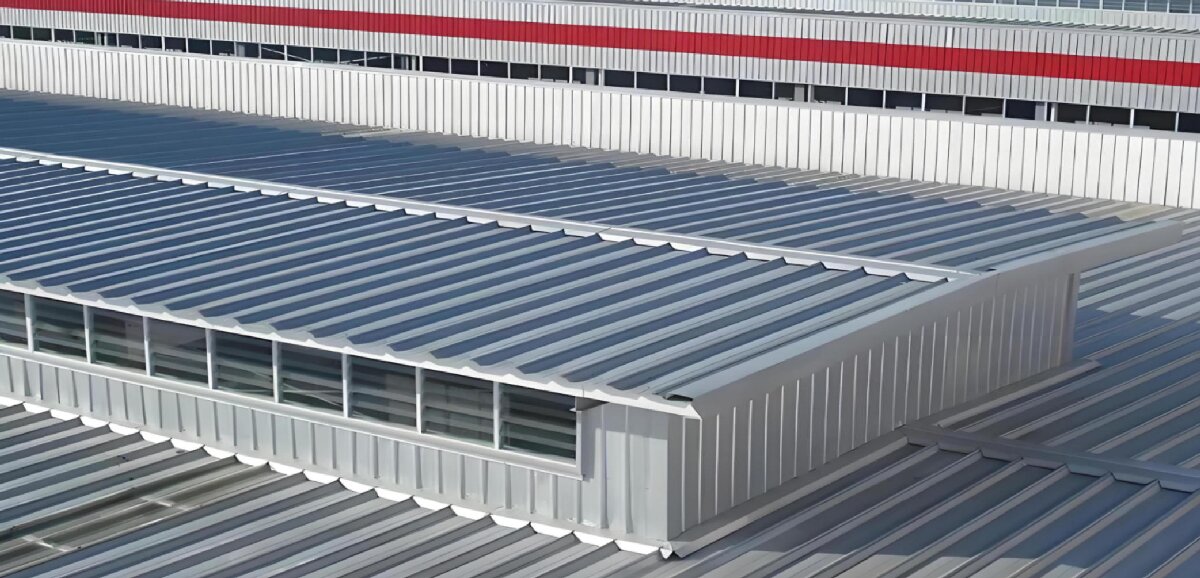 鋼結(jié)構(gòu)車(chē)間褪色、銹蝕、滲漏等修繕三種方法！(圖6)